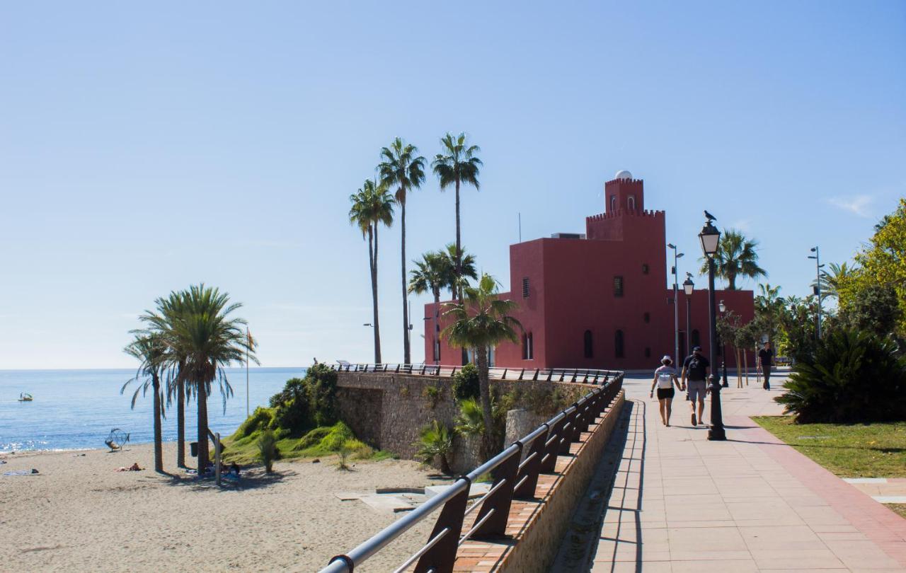 Benal Beach Suite, Parque Acuatico Y Vistas Al Mar Benalmadena Exterior photo